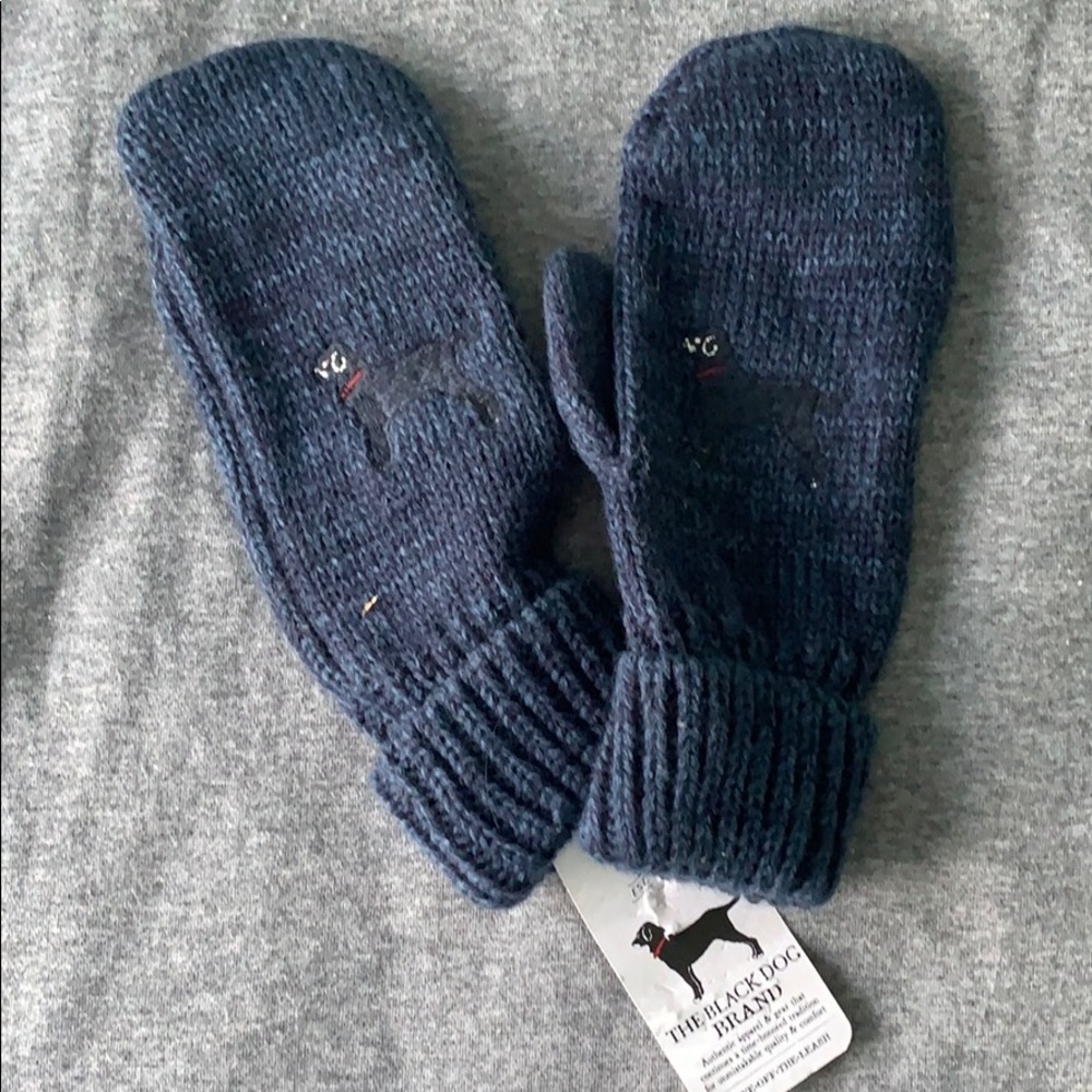 the Black Dog Mittens